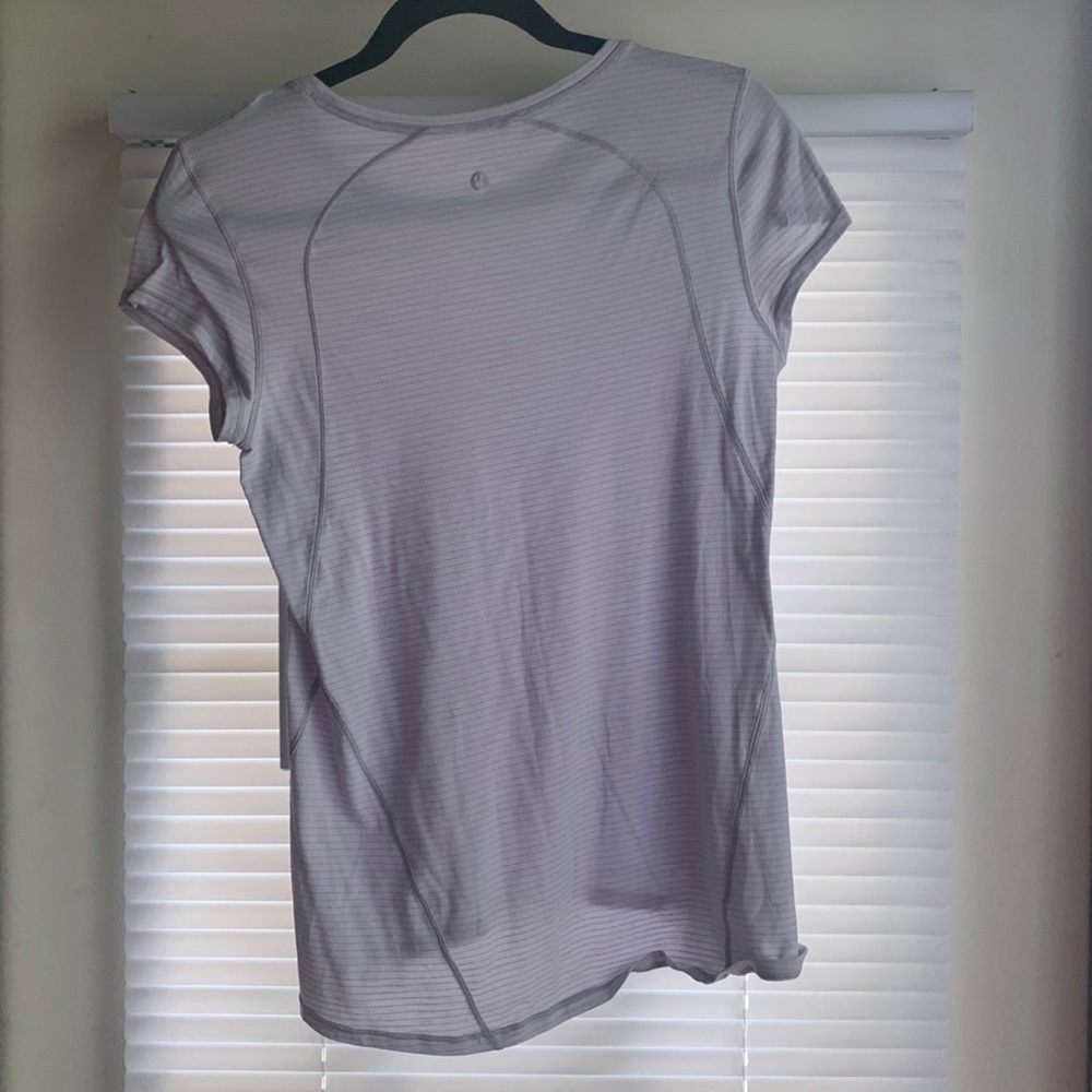 Lululemon workout shirt never worn